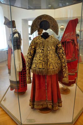 Female festive dress, 19th century, Nizhny Novgorod Province - 9572