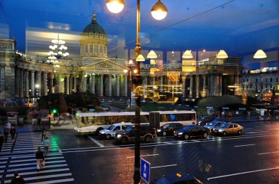 Nevsky Prospekt and Kazan Cathedral - 0310