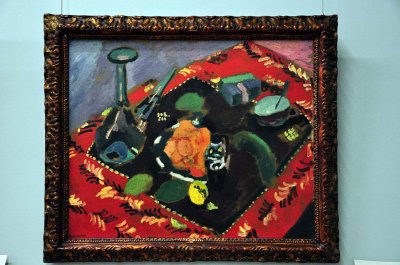 Henri Matisse - Dishes and fruit on a red and black carpet (1906) - 0857