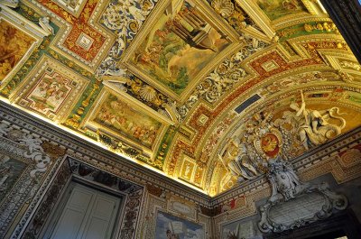 Ceiling of the Gallery of Maps, Vatican Museum - 2390
