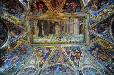 Ceiling  Triumph of Christian Religion, Room of Constantine (1517-1524), Stanze di Raffaello, Vatican Museum - 2409