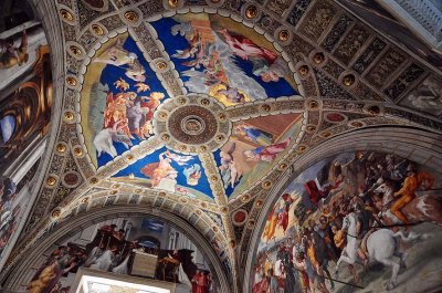 Room of Heliodorus (1512-1514) decorated by Raphael, Stanze di Raffaello, Vatican Museum - 2422