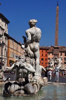 Moor statue (1653), Bernini, in the Giacomo della Porta Fountain - Piazza Navona - 4460