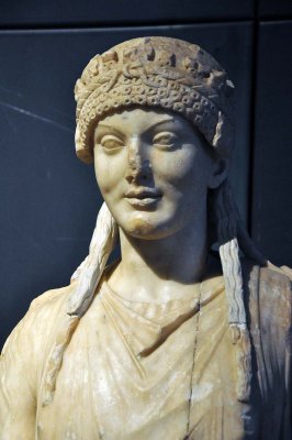 Herm of a Caryatid (Augustan age). From Horti Maecenatiani - 3592