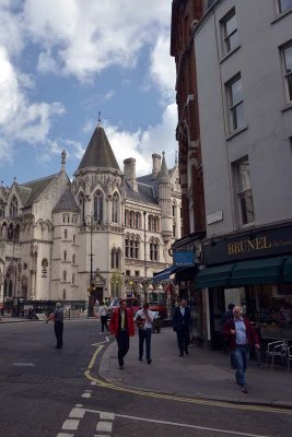 Royal Courts of Justice on the Strand - 2176