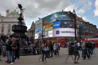 Piccadilly Circus - 2573