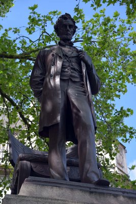 Abrahm Lincoln Statue on Parliament Square- 2711