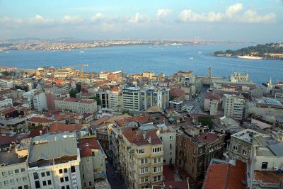 Istanbul and the Bosphorus seen from Galata Tower - 6467