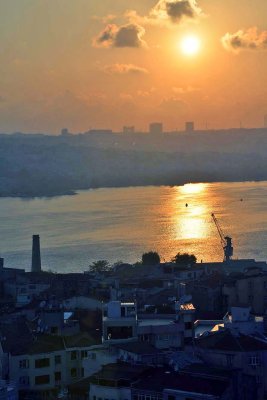Sunset on Istanbul seen from Galata Tower - 6538