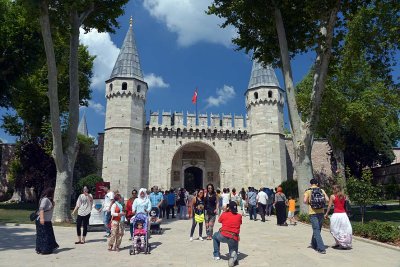 Topkapi entrance, Istanbul - 6865