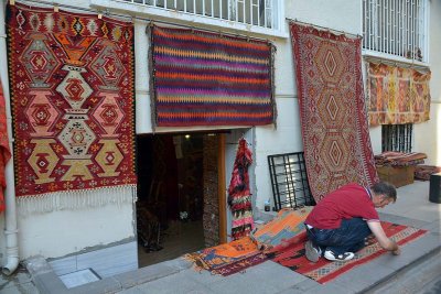 Carpet shop on Klod Farer (Claude Farrre) Street, Istanbul - 6908