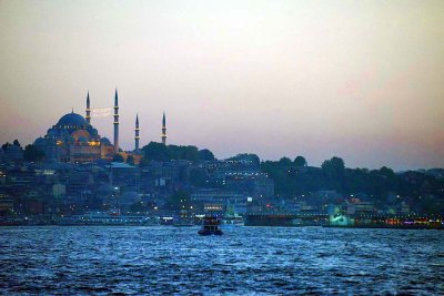 Istanbul at sunset - 7069