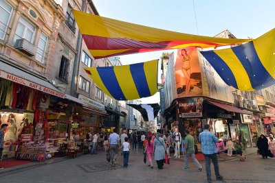 Uzunarsi Street, Istanbul - 7454