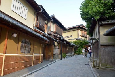 Sannenzaka street near Kyomizu dera, Kyoto - 8513