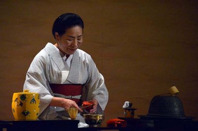 Tea ceremony in Gion, Kyoto - 8574
