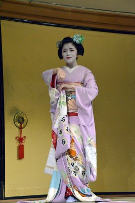 kyo-mai geisha dance, Gion, Kyoto - 8631