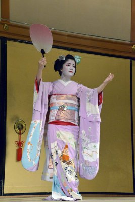kyo-mai geisha dance, Gion, Kyoto - 8641