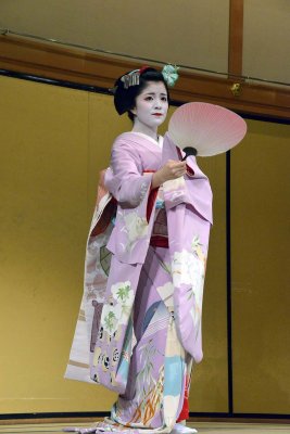 kyo-mai geisha dance, Gion, Kyoto - 8643