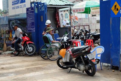 Work in progress on Nguyn Hu Boulevard - 3018