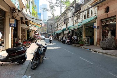On the streets of Saigon - 3365
