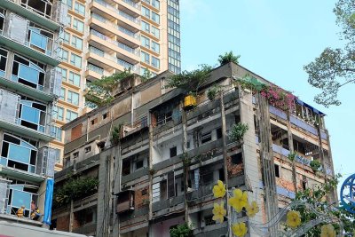 Saigon  buildings on Nam Ky Khoi Nghia Street - 3510