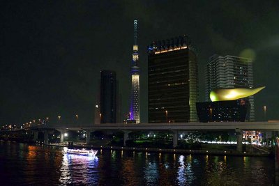 Sumida river, Asahi Beer Tower and Philippe Starck's Asahi Flame - Tokyo - 3433