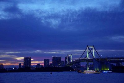 Sunset over Rainbow Bridge - Odaiba - Tokyo - 4372