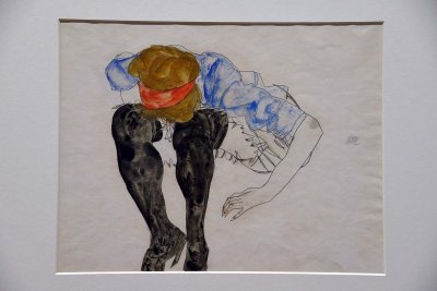 Egon Schiele - Blond girl, leaning forward with black stockings, 1912 - Leopold Museum, Vienna - 4869