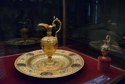 Ewer and basin used for imperial baptisms, 1571 - Schatzkammer, Vienna - 5504