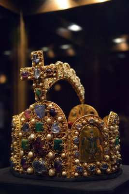 Imperial crown, Western German, c. 1020 - Schatzkammer, Vienna - 5531