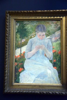 Mary Cassatt - Jeune femme cousant dans un jardin (1880-1882) - Musée d'Orsay - 3397