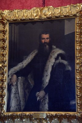 Veronese - Ritratto maschile (Portrait of a Man in Furs), 1550-1560 - Palatine Gallery, Pitti Palace - 6705