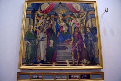 Botticelli  - Madonna and Child enthroned. San Barnaba Altarpiece (1488) - Uffizi Gallery, Florence - 7434