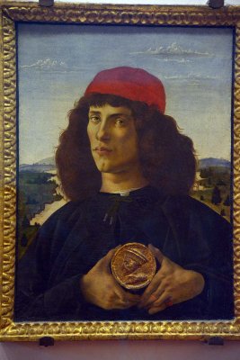 Botticelli - Portrait of a Young Man with a Medal (1474-75) - Uffizi Gallery, Florence - 7475