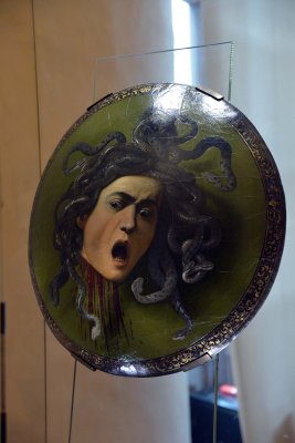 Caravaggio - Testa di Medusa (1597) - Uffizi Gallery, Florence - 8002