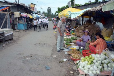 Dua Do (Red Coconut) Market, Nhi Long village, Tr Vinh - 6624