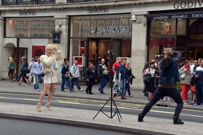 Top model on Regent Street - 9234