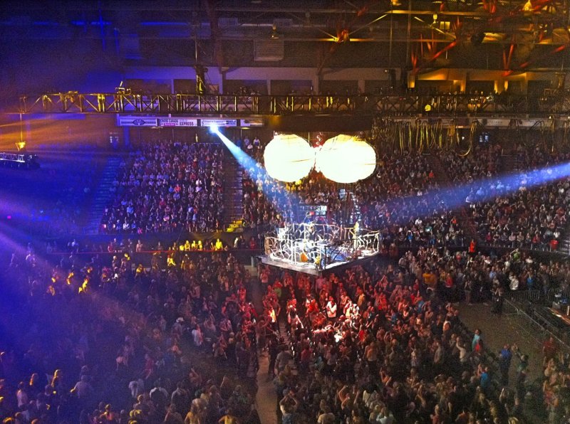 Carrie Underwood Live