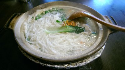 Crossing-the-bridge noodles (Yunnan)