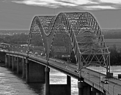 Nightview of Bridge (in Black&White)