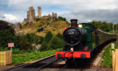 Steam Train and Corfe Castle