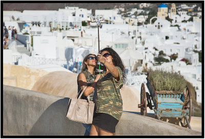 Selfie shooters on Santorini