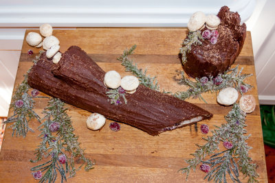 The Yule Log almost finished