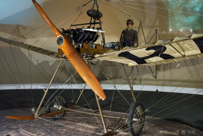 Aviodrome_003_openWith.jpg