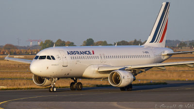 CDG_102016_205_openWith.jpg