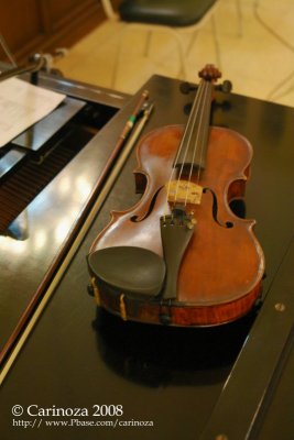 Violin on Grand Piano