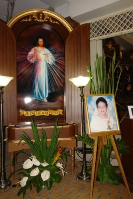 Sis. Estela's portrait with the Image of the Divine Mercy*