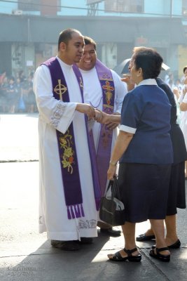 Fr. JP Avila and Fr. Sonny de Armas arrives near the former parish site at G.A.M.I.