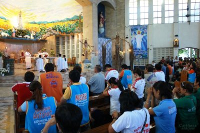 Valenzuela City District 2 political candidates united in prayer