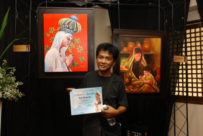 Artist Ted Maddela